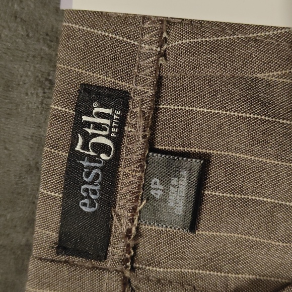 East 5th Brown Trousers Elegant and Versatile - Picture 7 of 12